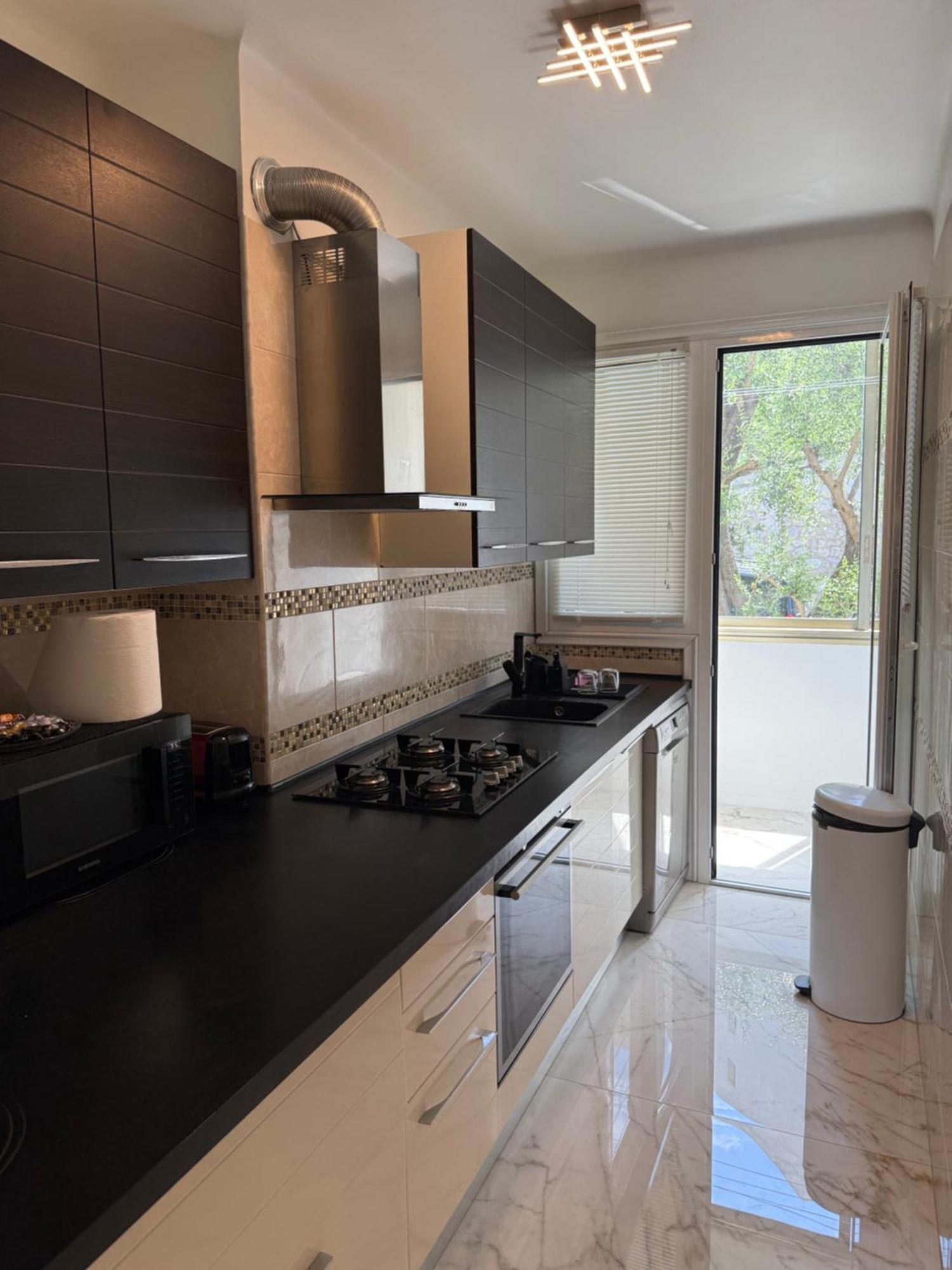 Emotion Vip Apartment Nice Luaran gambar